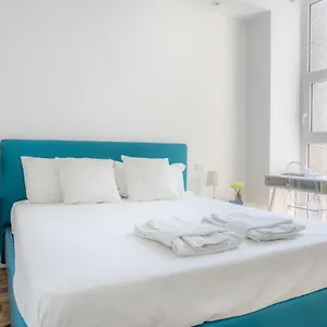 Appartamento Sunlit 1 Bedroom Via Pirelli, Milano